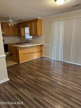 3917 Sterling Pointe Dr in Winterville, NC - Building Photo - Building Photo