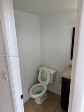 2903 N Miami Beach Blvd in North Miami Beach, FL - Building Photo - Building Photo