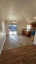 5511 Kettle Dome St in Bakersfield, CA - Building Photo - Building Photo