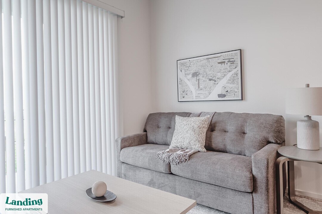 515 Corso Ln in Davenport, FL - Building Photo