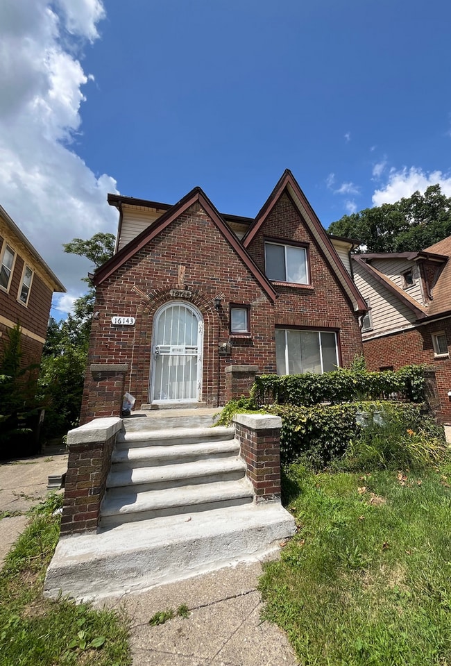 property at 16143 Cheyenne St