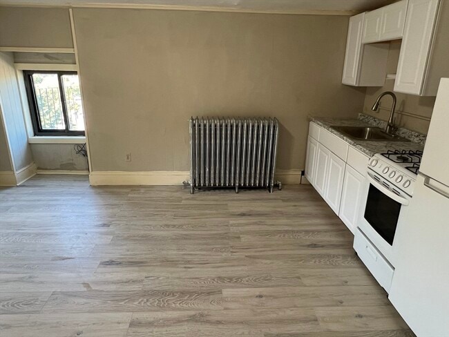 14 Monument Sq in Boston, MA - Building Photo - Building Photo