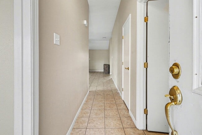 454 Lost Rock Dr in Webster, TX - Building Photo - Building Photo