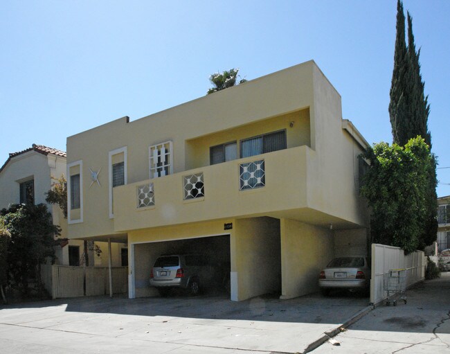 1139 S Sherbourne Dr in Los Angeles, CA - Building Photo - Building Photo