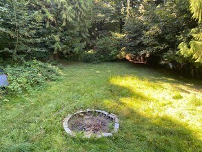 21321 Marine Dr in Stanwood, WA - Building Photo - Building Photo