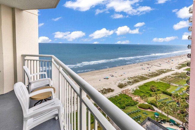 2504 N Ocean Blvd in Myrtle Beach, SC - Building Photo - Building Photo