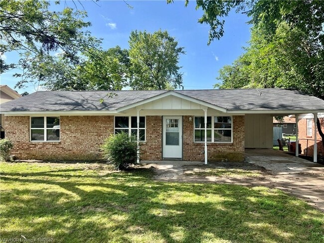 property at 1814 Tulsa St