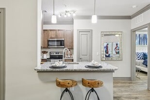 Cortland World Gateway in Orlando, FL - Building Photo