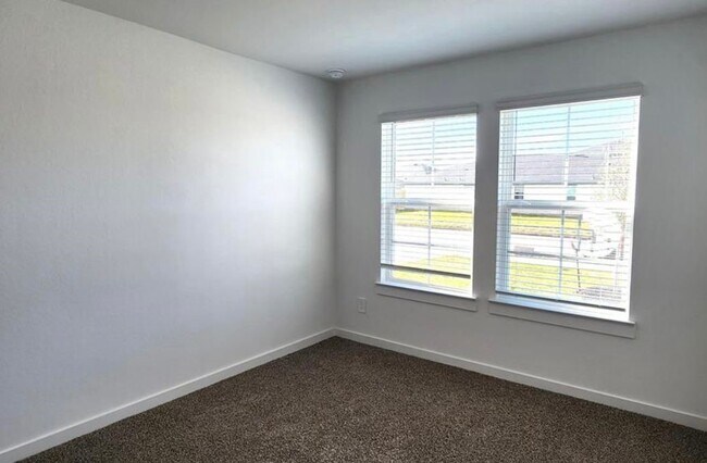 property at 3926 Pierce Pl Ln