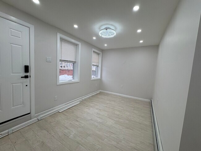 59 Lafayette St-Unit -G in Jersey City, NJ - Building Photo - Building Photo