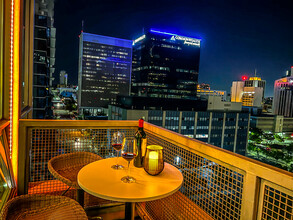 350 W Ash St, Unit 1009 in San Diego, CA - Building Photo - Building Photo