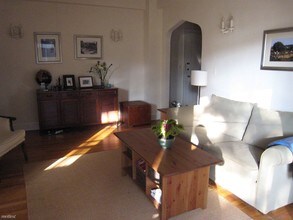 5130 Connecticut Ave NW in Washington, DC - Building Photo - Building Photo