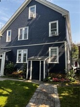 45 E Bowery St in Newport, RI - Building Photo - Building Photo