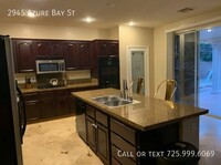 2945 Azure Bay St in Las Vegas, NV - Building Photo - Building Photo