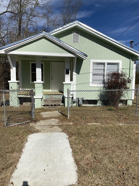 1310 Elizabeth Ave Photo