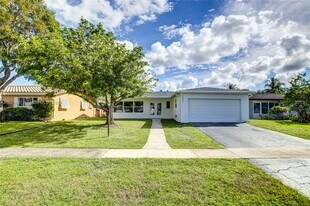 1801 N 54th Ave in Hollywood, FL - Building Photo