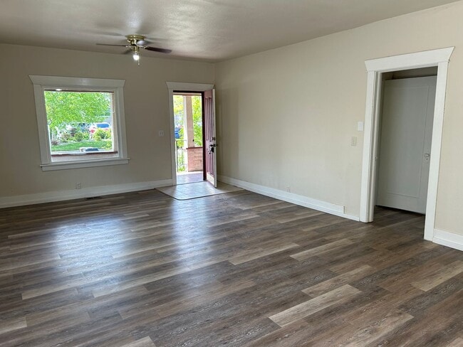 4708 N Lee St in Spokane, WA - Building Photo - Building Photo