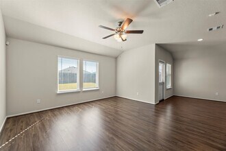 1827 Brady Shores Dr in Rosenberg, TX - Building Photo - Building Photo