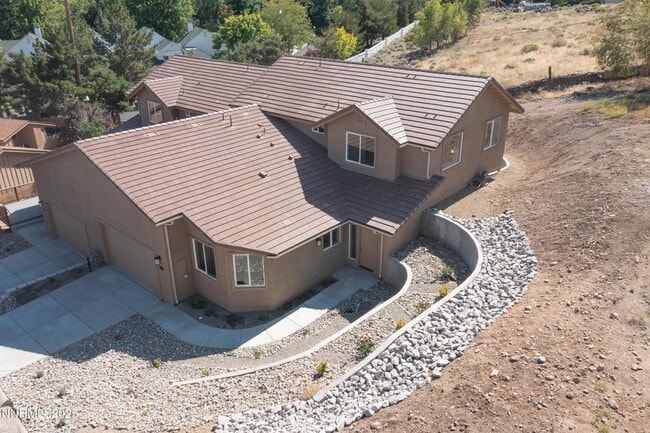 property at 1466 Copper Point Cir
