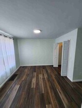 200 South West End Boulevard in Cape Girardeau, MO - Building Photo - Building Photo