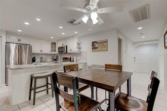 2800 Gulf Blvd in Belleair Beach, FL - Building Photo - Building Photo