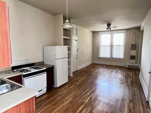 2148 N Halsted St in Chicago, IL - Building Photo - Building Photo