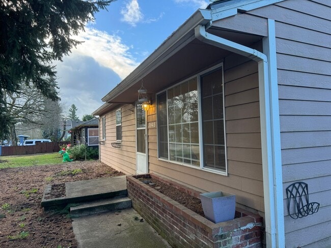 3943 SE 115th Ave in Portland, OR - Building Photo - Building Photo