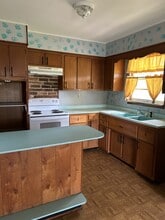 102 Russ Rd in Gulfport, MS - Building Photo - Building Photo
