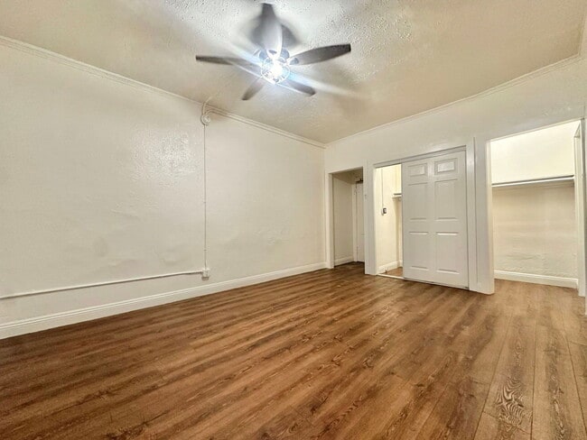 684 S Rampart Blvd in Los Angeles, CA - Foto de edificio - Building Photo