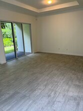 1510 Pioneer Way in Royal Palm Beach, FL - Building Photo - Building Photo