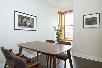 939 W Armitage Ave-Unit -B in Chicago, IL - Building Photo - Building Photo