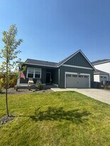 2501 N Leah Ln in Ellensburg, WA - Building Photo