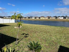 3558 74th Ave Cir E in Sarasota, FL - Building Photo - Building Photo