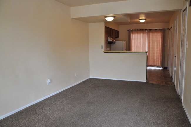 1922 N Salem Ave in Pueblo, CO - Building Photo - Building Photo