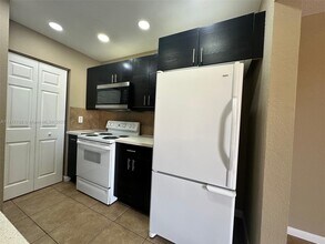 2830 NW 55th Ave in Lauderhill, FL - Building Photo - Building Photo