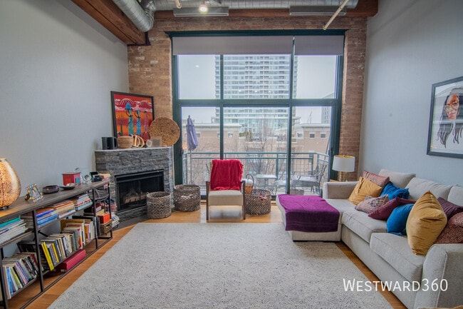 property at 1727 S Indiana Ave