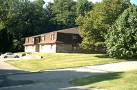 Deerfield Court Apartments in Lancaster, OH - Foto de edificio - Building Photo