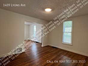 1409 Lyons Ave in Lansing, MI - Building Photo - Building Photo