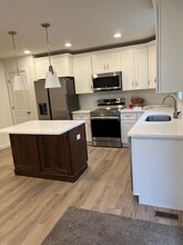 213 W 2nd St in Hummelstown, PA - Foto de edificio - Building Photo