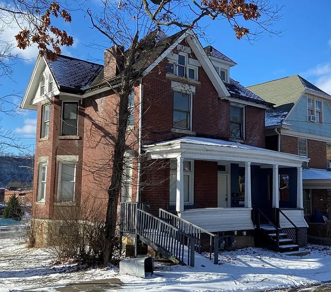 property at 869 Kenneth Ave