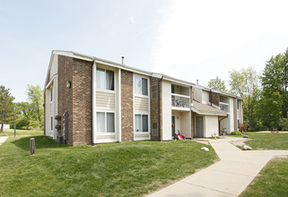 Rivergreen Apartments in Riverview, MI - Building Photo - Building Photo