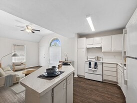 Tidwell Estates Apartments in Houston, TX - Building Photo