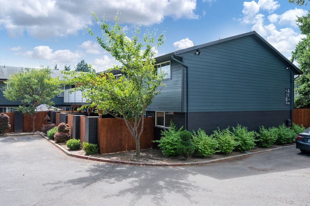 #316 EAST 25 in Gresham, OR - Foto de edificio