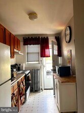 27 S Main St in Woodstown, NJ - Building Photo - Building Photo