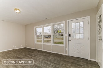 403 Eberhart Dr in Shelbyville, IN - Building Photo - Building Photo