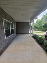 2125 Mae Dell Rd in Chattanooga, TN - Building Photo - Building Photo