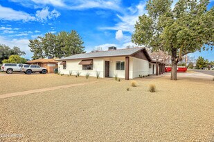 922 E Orange Dr in Phoenix, AZ - Building Photo
