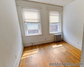 24 Westland Ave in Boston, MA - Building Photo - Building Photo
