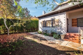 331 E Sola St in Santa Barbara, CA - Building Photo - Building Photo