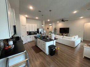 3169 Normandy Way in Bryan, TX - Building Photo - Building Photo